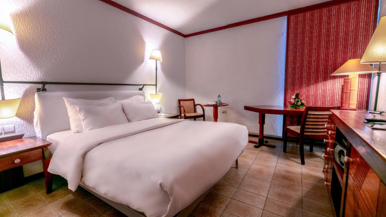Douala Rabingha Hotel מראה חיצוני תמונה