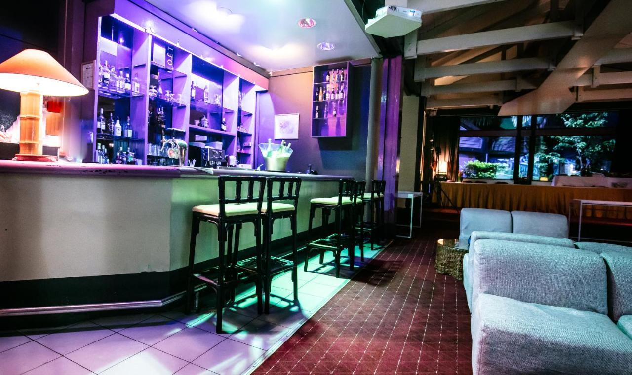 Douala Rabingha Hotel מראה חיצוני תמונה