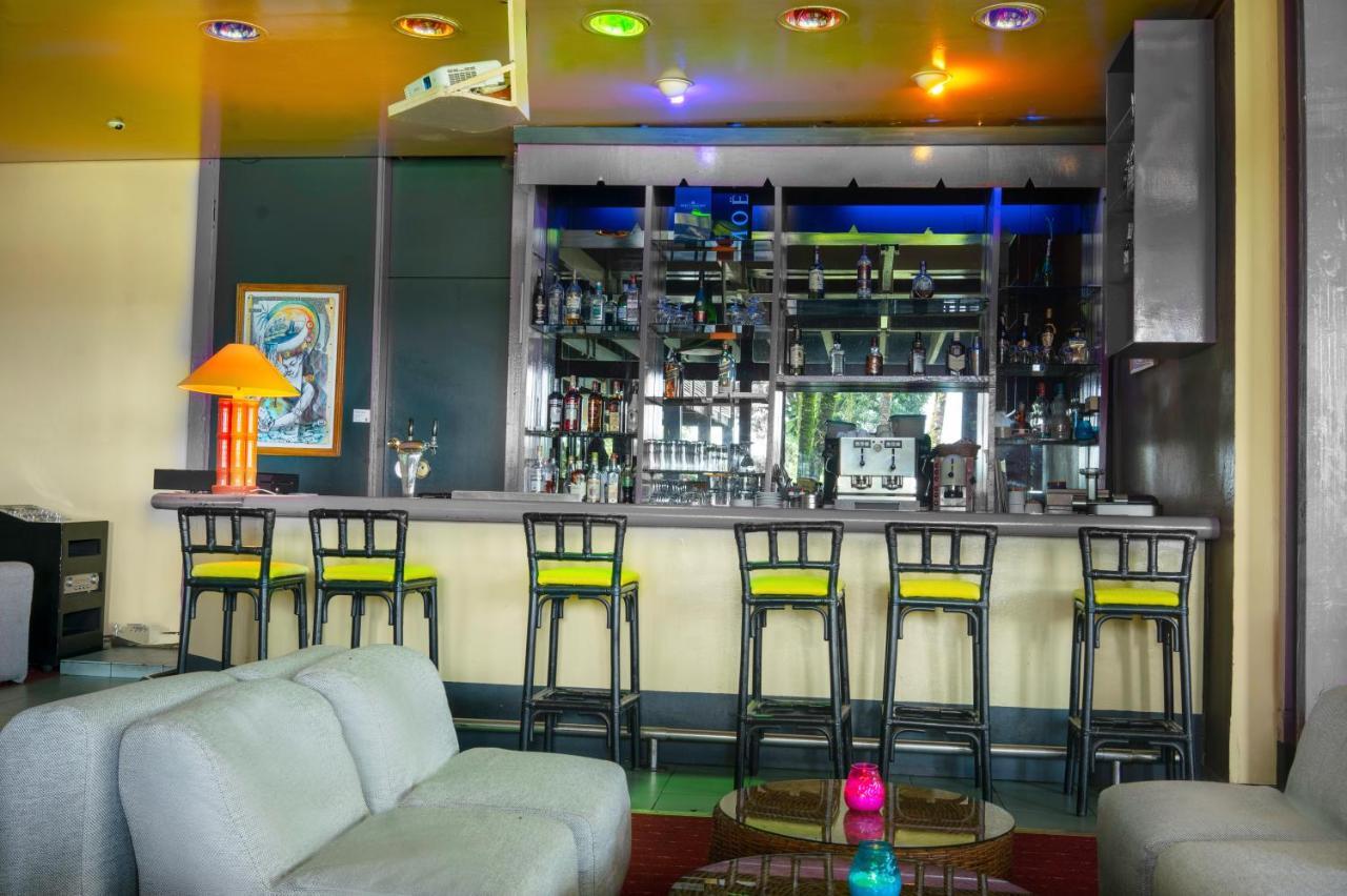Douala Rabingha Hotel מראה חיצוני תמונה